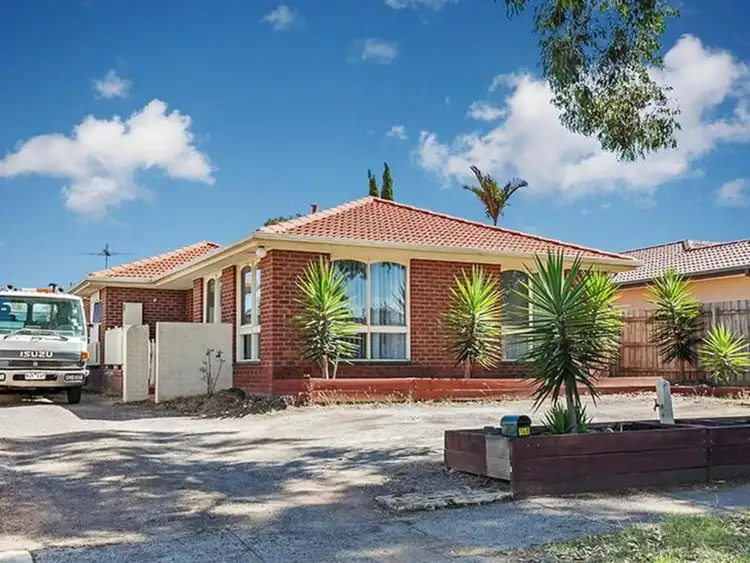 140 Mill Park Drive, Mill Park VIC 3082