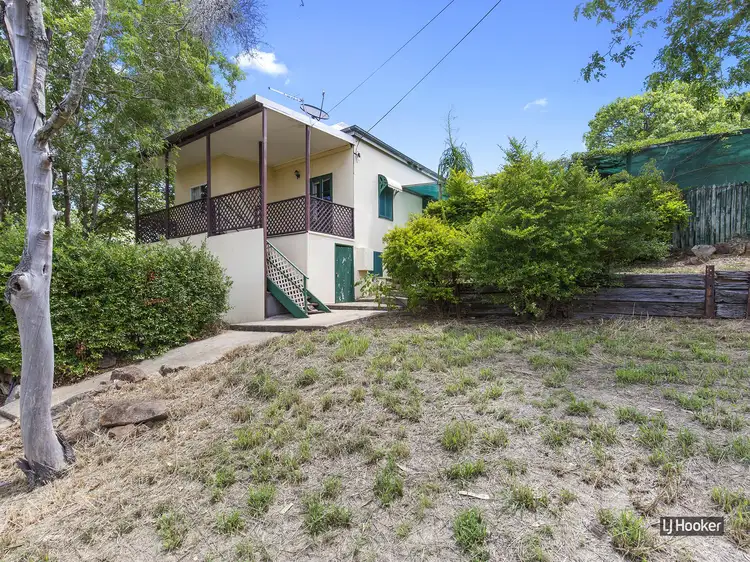 30 West Street, Mount Morgan QLD 4714