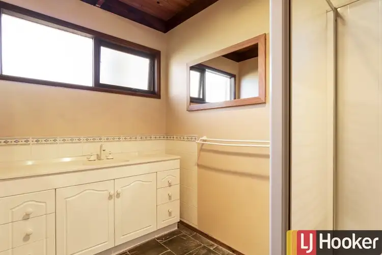 Seventh view of Homely house listing, 7 Elaroo Court, Werribee VIC 3030