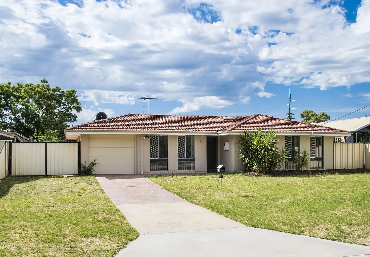 Main view of Homely house listing, 5 Teigh Street, Gosnells WA 6110