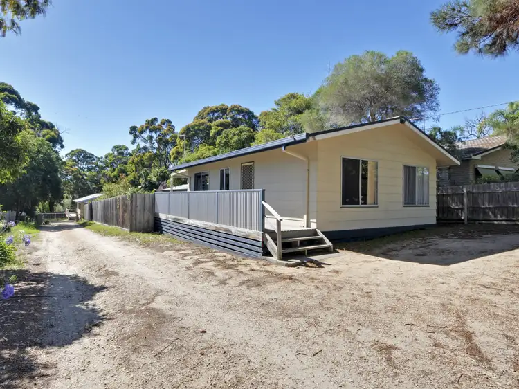 24 Point Road, Kalimna VIC 3909