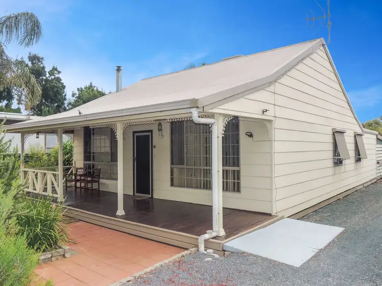 19 Palmer Street, Woorinen South VIC 3588