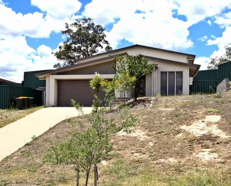 14 Chivers Circuit, Muswellbrook NSW 2333