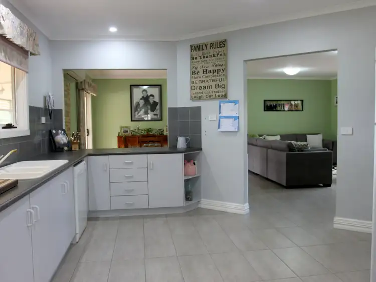 Sixth view of Homely house listing, 6 Jones Close, Alexandra VIC 3714