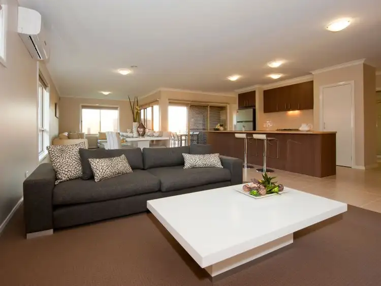 Fourth view of Homely house listing, 19 Mandalay Circuit, Beveridge VIC 3753