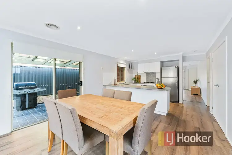 Fifth view of Homely house listing, 8 Pashia Grove, Pakenham VIC 3810
