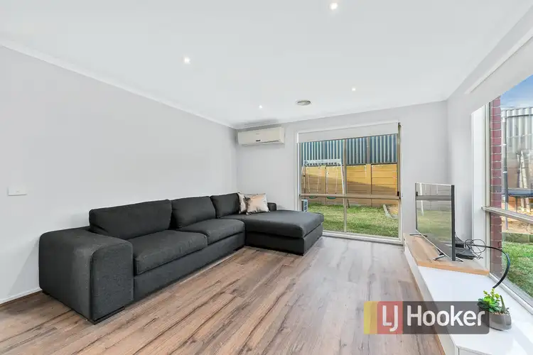 Sixth view of Homely house listing, 8 Pashia Grove, Pakenham VIC 3810