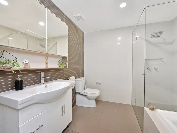 Fourth view of Homely house listing, 301/14 Shoreline Dr, Rhodes NSW 2138