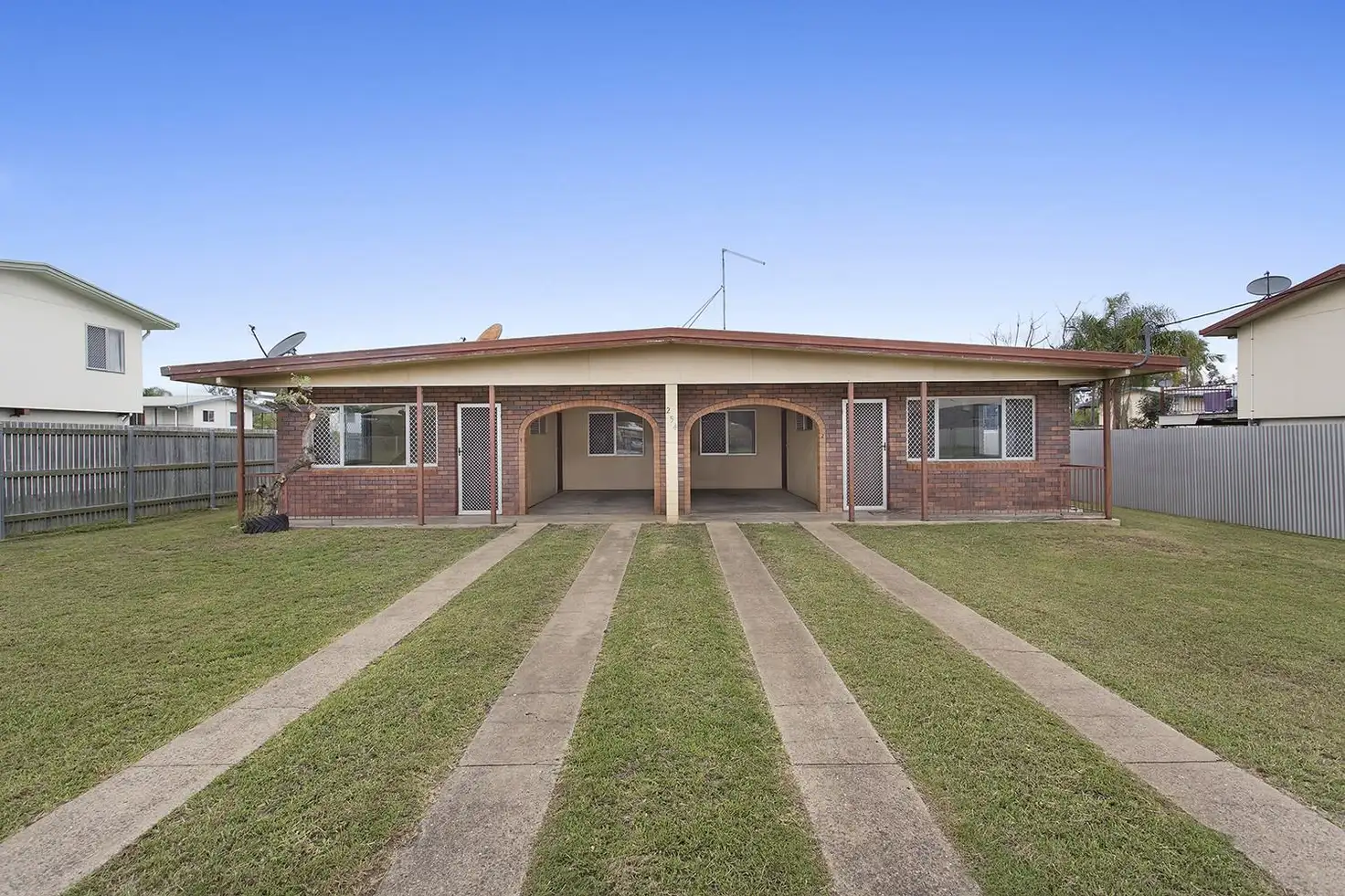 Main view of Homely block of units listing, 254 Carlton Street, Kawana QLD 4701