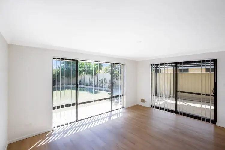 Sixth view of Homely house listing, 20 Jindare Loop, Carramar WA 6031