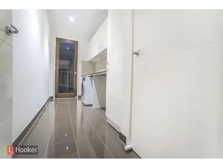 Sixth view of Homely house listing, 34 Emblem Way, Craigieburn VIC 3064