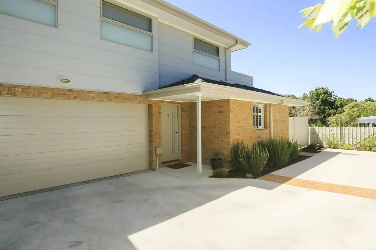Main view of Homely townhouse listing, 5/17 Dodsworth Street, Greenleigh NSW 2620