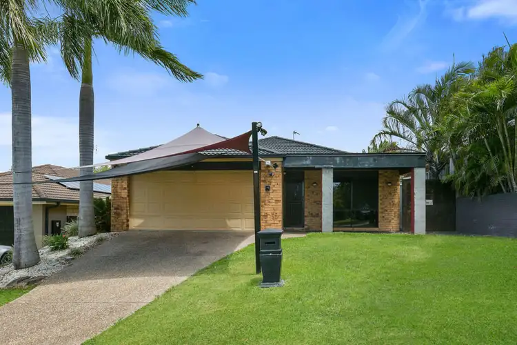 6 Murchison Street, Pacific Pines QLD 4211