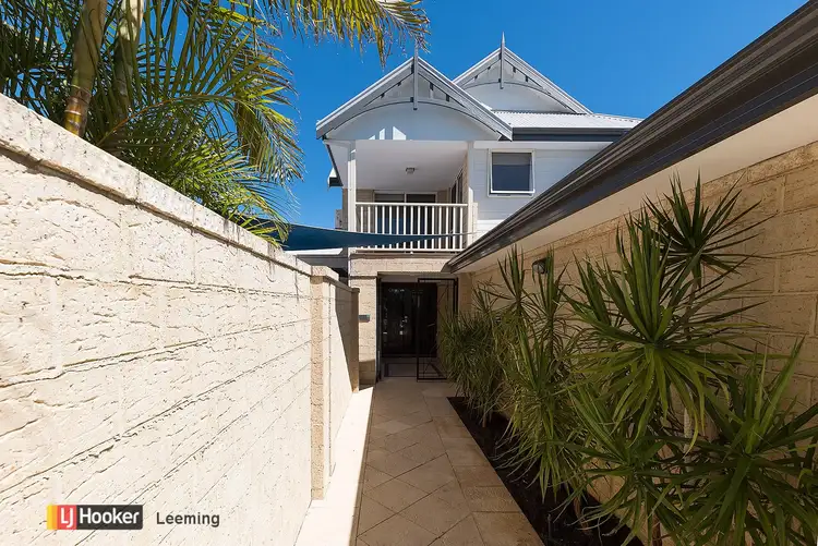 Fifth view of Homely house listing, 4 Carmody Court, Bull Creek WA 6149