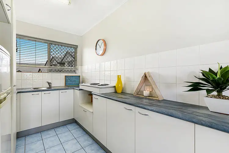 Fifth view of Homely unit listing, 14/224 Marine Parade, Labrador QLD 4215