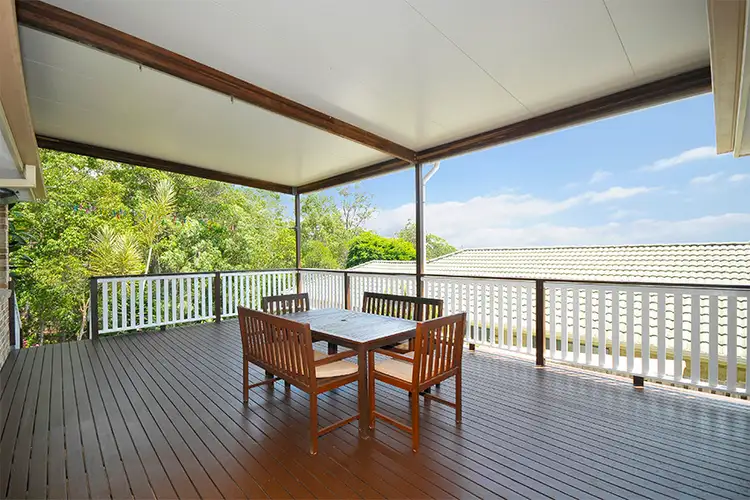 15 Laurina Court, Elanora QLD 4221