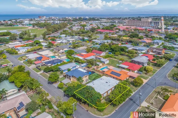 15 Edwin Street, Redcliffe QLD 4020