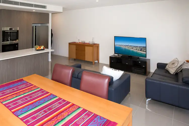 Fourth view of Homely unit listing, 102/5 Chester Terrace, Southport QLD 4215