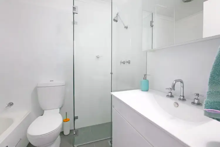 Fourth view of Homely unit listing, 27/34 The Crescent, Dee Why NSW 2099