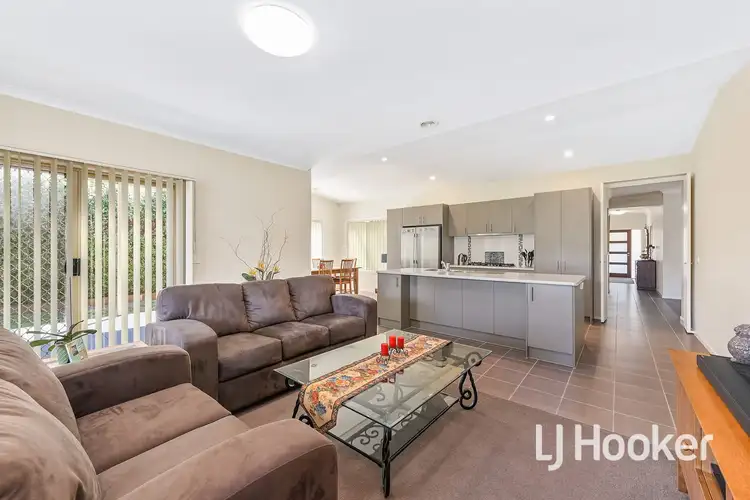 Third view of Homely house listing, 3 Mia Drive, Pakenham VIC 3810