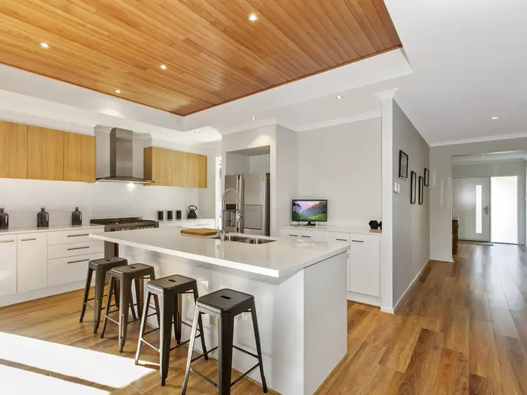 Second view of Homely house listing, 9 Mistral Way, Beveridge VIC 3753