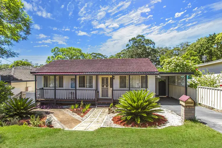 18 Grace Avenue, Point Clare NSW 2250