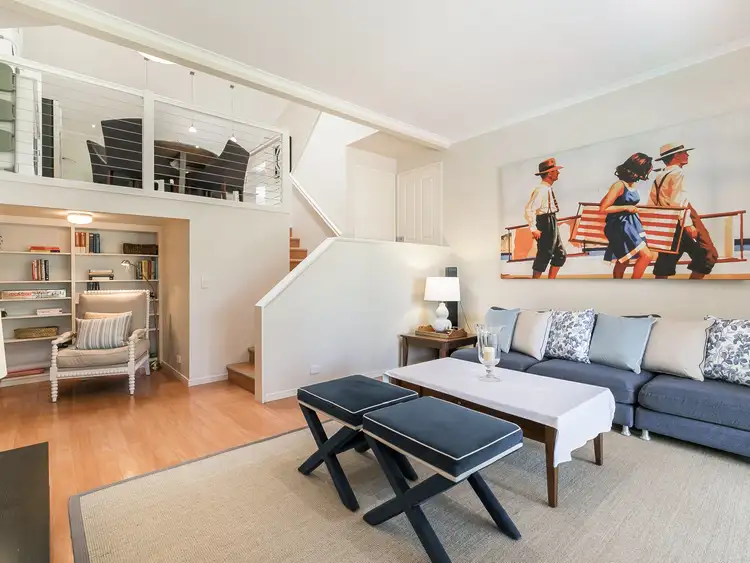 Sixth view of Homely house listing, 7 Ngeringa Crescent, Chapel Hill QLD 4069