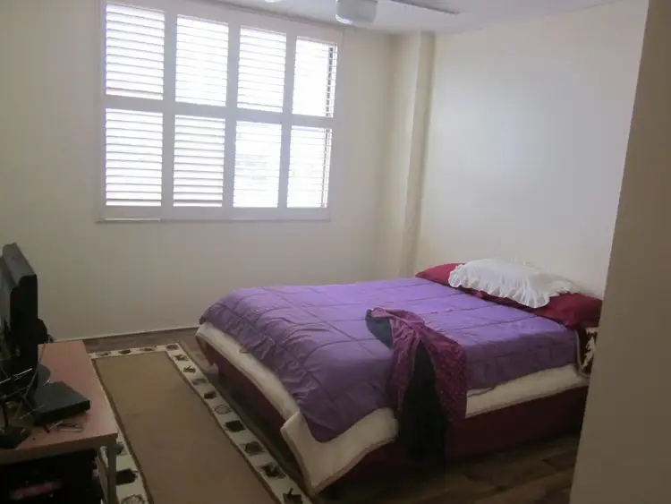 Sixth view of Homely unit listing, 25/72 Marine Parade, Southport QLD 4215