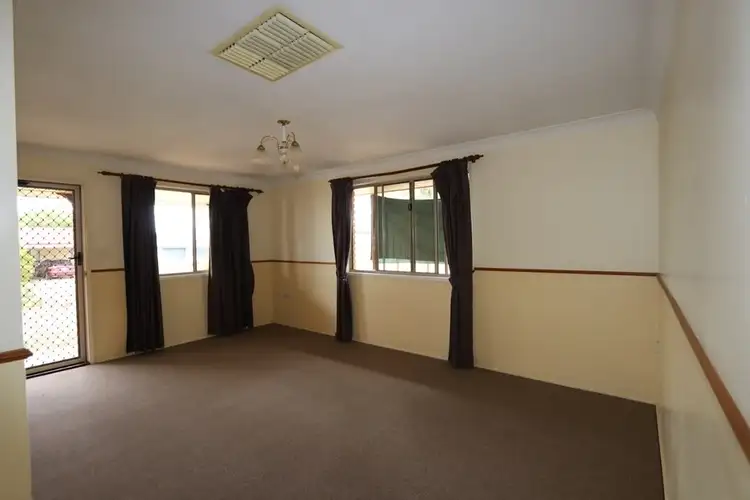 Fifth view of Homely house listing, 9 Cowan Cr, Emerald QLD 4720