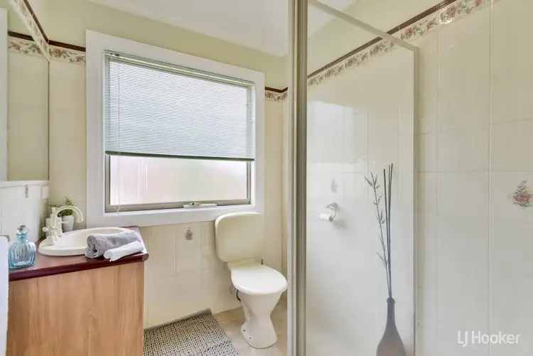 Sixth view of Homely house listing, 14 Cropley Court, Seabrook VIC 3028