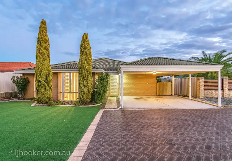 5 Byblos Close, Queens Park WA 6107