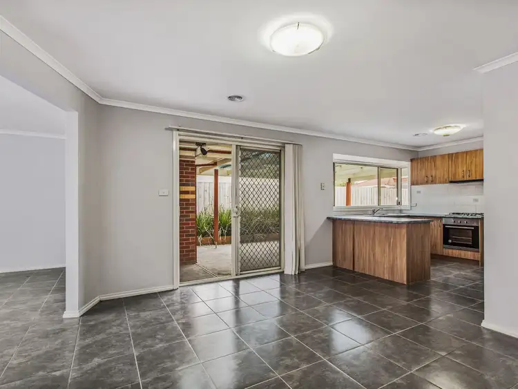 Fifth view of Homely house listing, 2 Brock Court, Wallan VIC 3756