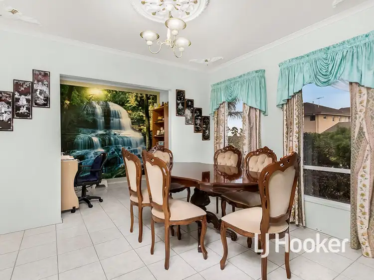 Fifth view of Homely house listing, 14 Cliveden Court, Seabrook VIC 3028