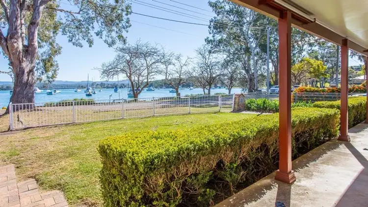 143 Bay Road, Bolton Point NSW 2283