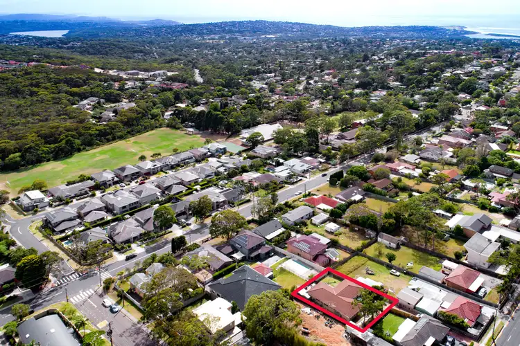 196A Warringah Road, Beacon Hill NSW 2100