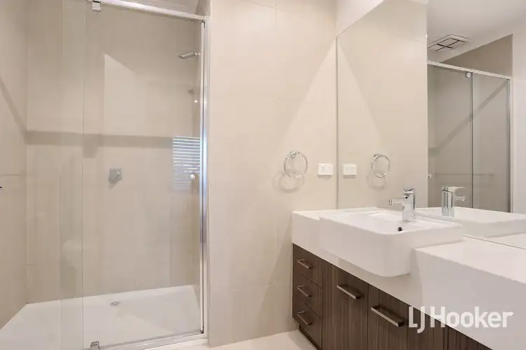 Seventh view of Homely townhouse listing, 121 Campaspe Way, Point Cook VIC 3030