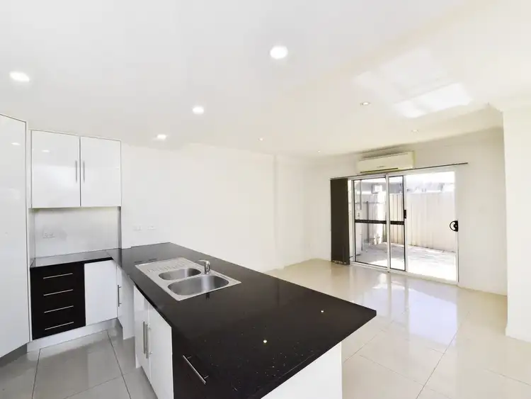 Seventh view of Homely townhouse listing, 6/4 Hawkins Court, Gillen NT 870