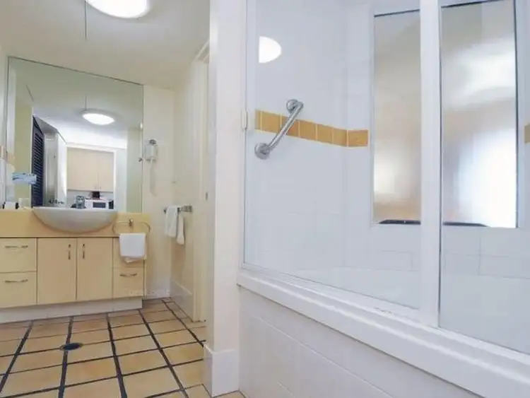 Fourth view of Homely unit listing, Unit 247-248/180 Alexandra Parade, Alexandra Headland QLD 4572
