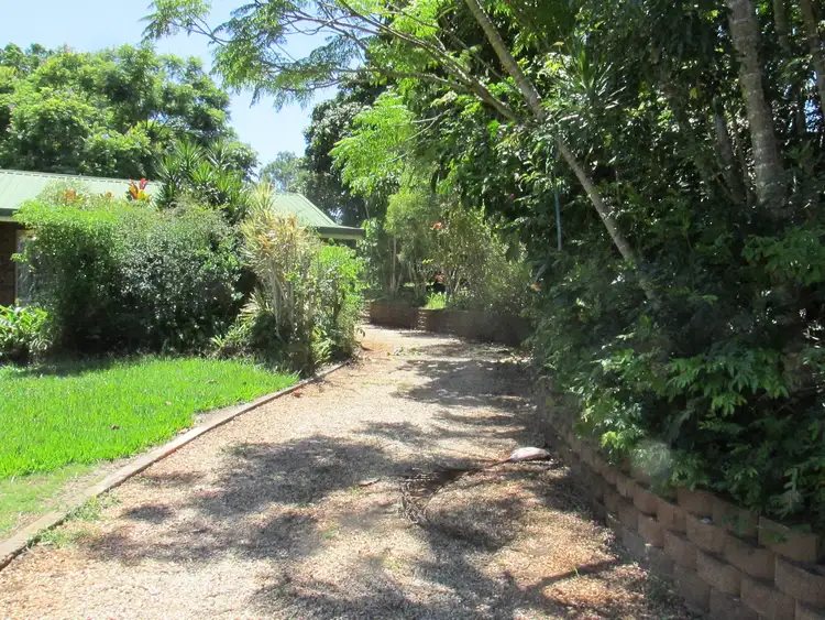 Second view of Homely house listing, 5 Eastbourne Terrace, Macleay Island QLD 4184