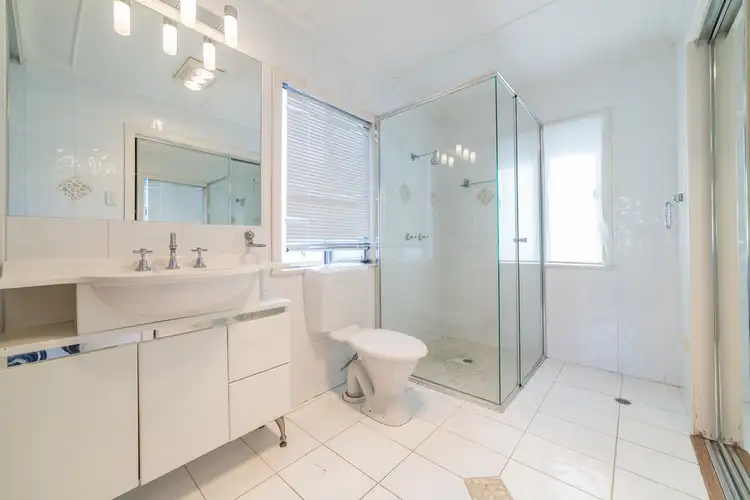 Fifth view of Homely house listing, 2 Middle Street, Labrador QLD 4215