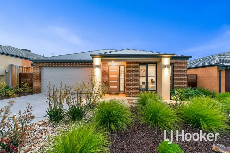 5 Vantage Drive, Pakenham VIC 3810