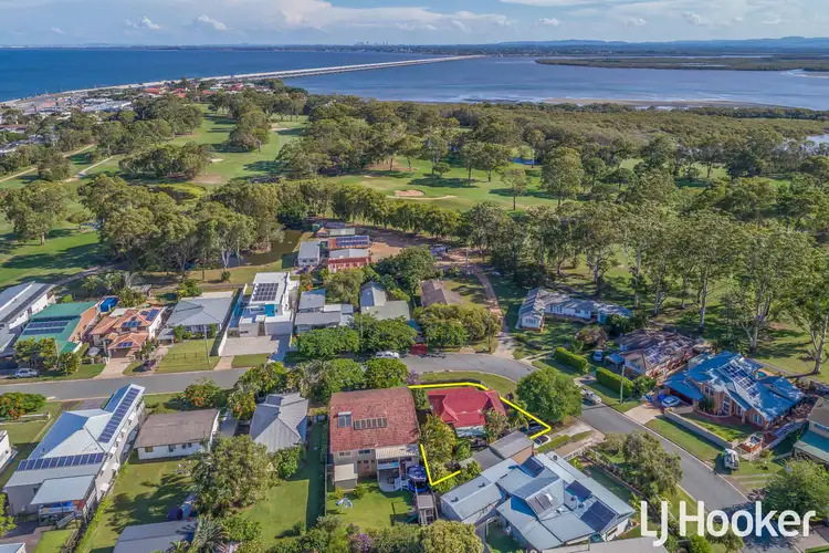 2 Frost Street, Clontarf QLD 4019