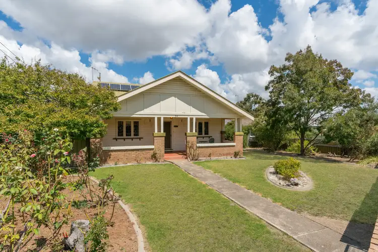54 Icely Road, Orange NSW 2800