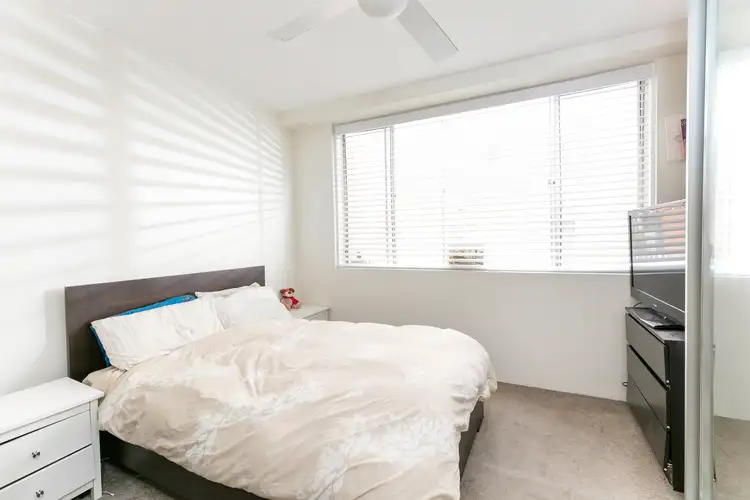 Fourth view of Homely unit listing, 2/4 Holborn Avenue, Dee Why NSW 2099