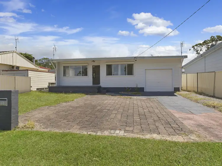 Second view of Homely house listing, 10 Delia Avenue, Budgewoi NSW 2262