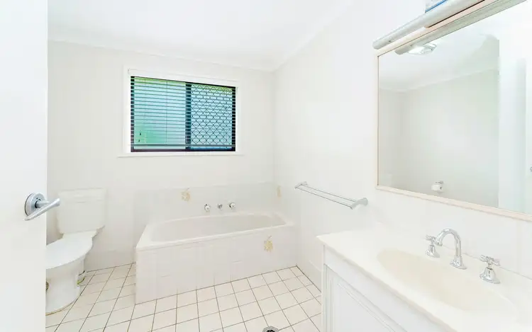 Seventh view of Homely house listing, 8 Sapphire Close, Townsend NSW 2463