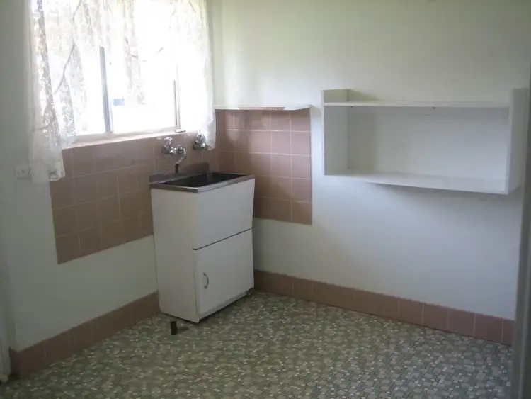 Fifth view of Homely house listing, 2 Muscat Avenue, Berri SA 5343