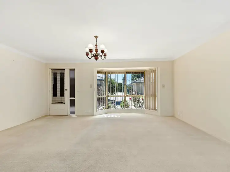 Sixth view of Homely unit listing, 4/16 Roadknight Street, Lakes Entrance VIC 3909