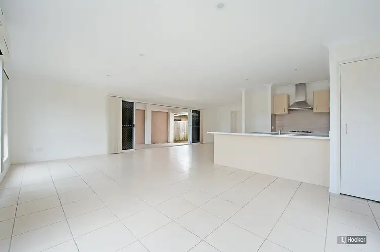 Sixth view of Homely house listing, 10 Silkpod Court, North Lakes QLD 4509