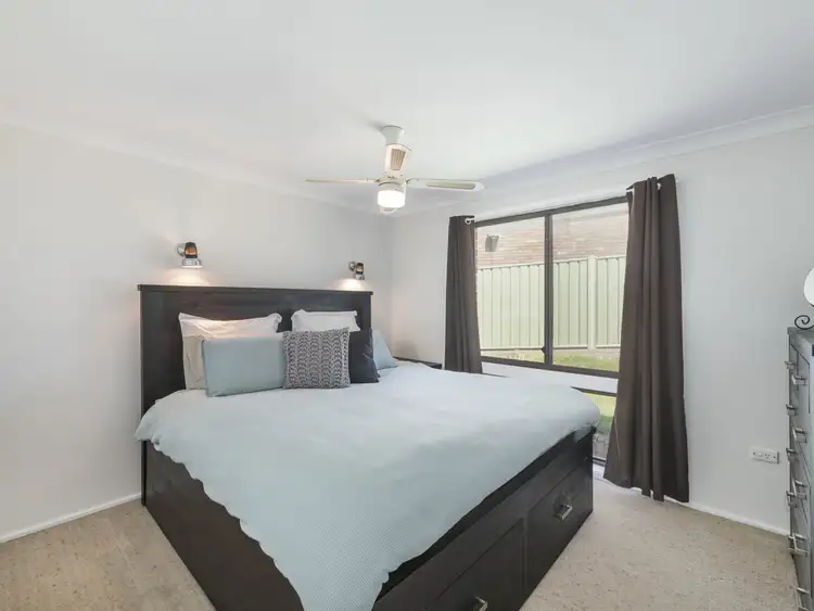Seventh view of Homely house listing, 8 Kenley Crescent, Macquarie Hills NSW 2285